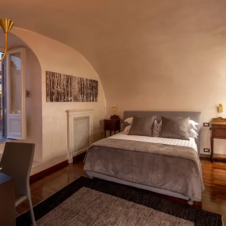 Palazzo De Cupis - And View 4* רומא