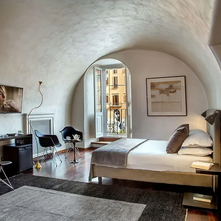 Palazzo De Cupis - And View 4* רומא
