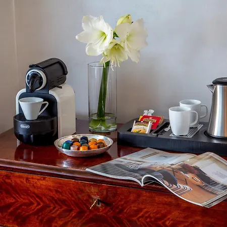 Palazzo De Cupis - And View Penzion Řím