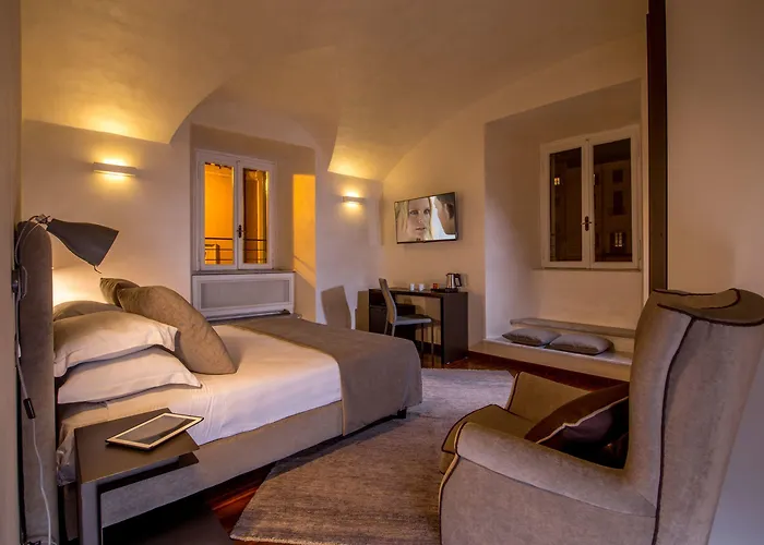 Palazzo De Cupis - And View Pensión Roma