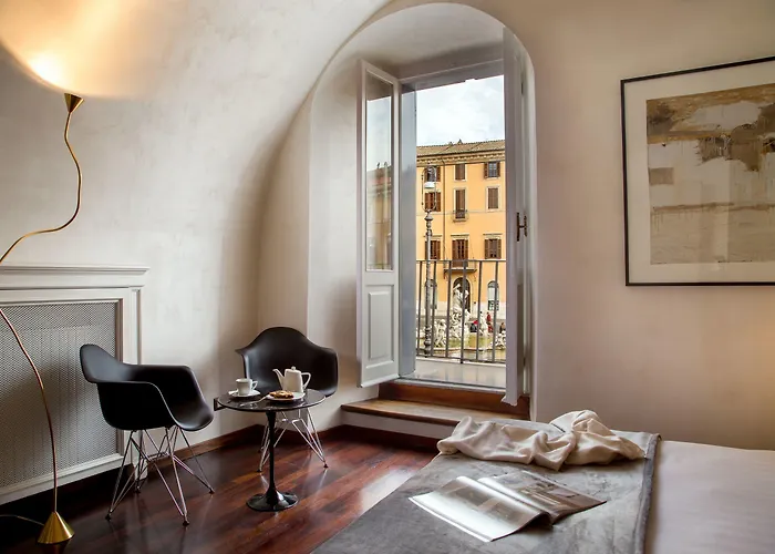 Palazzo De Cupis - And View Pensión